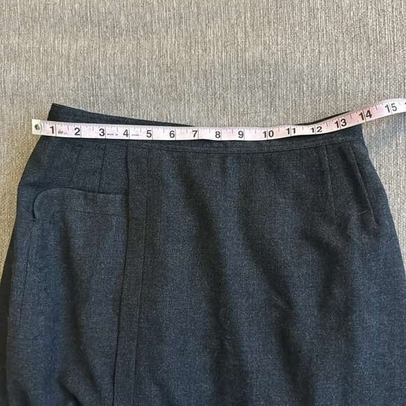 Vintage handmade wool and silk grey skirt size medium - Picture 7 of 11